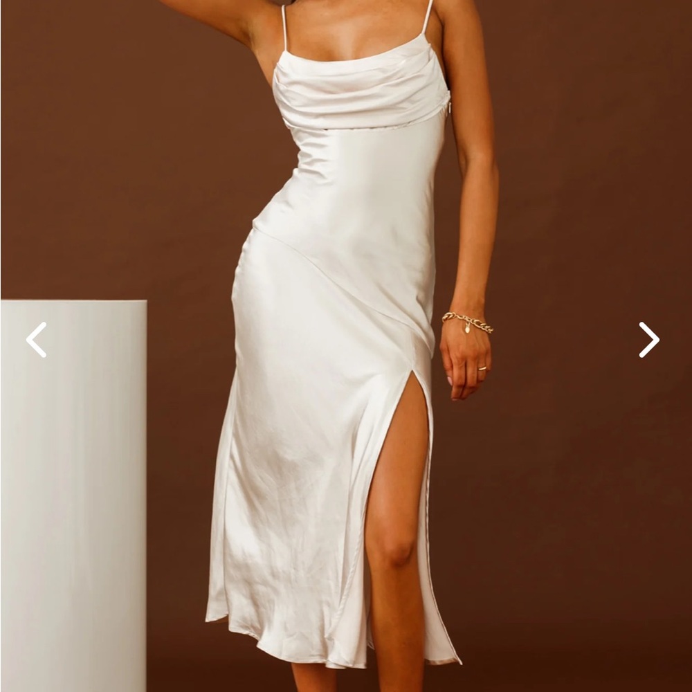 BRIDAL RECEPTION DRESS - PLEATED BUST FRONT SPLIT DRESS CHAMPAGNE